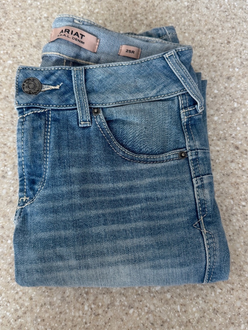 Ariat REAL Denim Women’s Jeans Size 25R Light Wash Straight Leg
